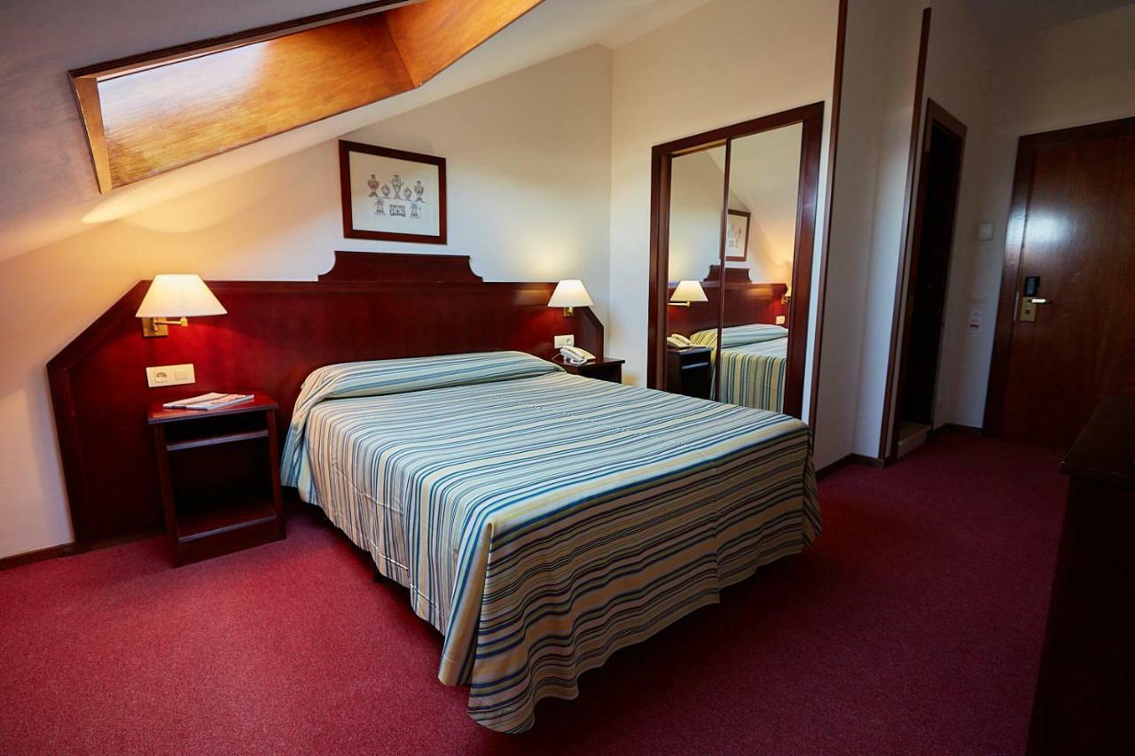 Hotel Ribadesella Playa الغرفة الصورة